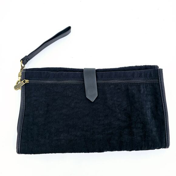 Thirty-One On the Go Changing Clutch Foldable Baby Diaper Changing Pad Black - Picture 1 of 12